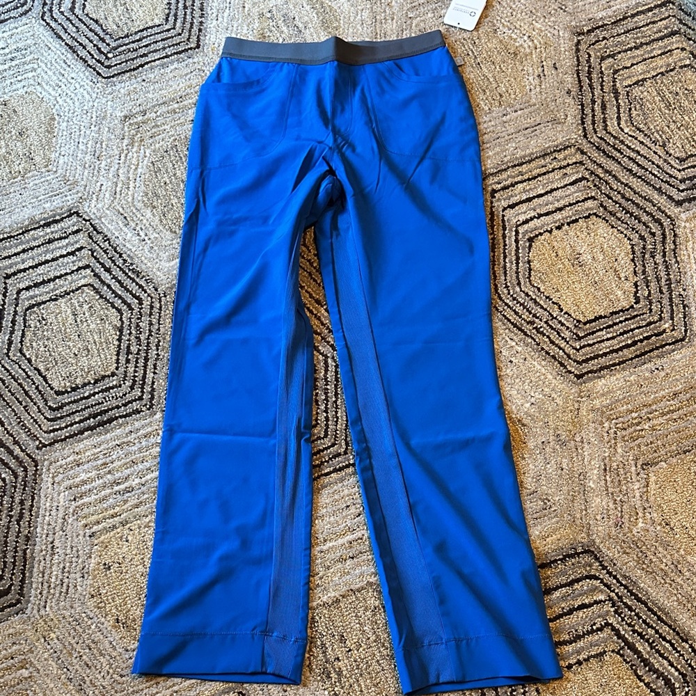NWT Infinity by Cherokee Women Scrub Pant Low Rise Slim Pull-on - 1124A SMALL